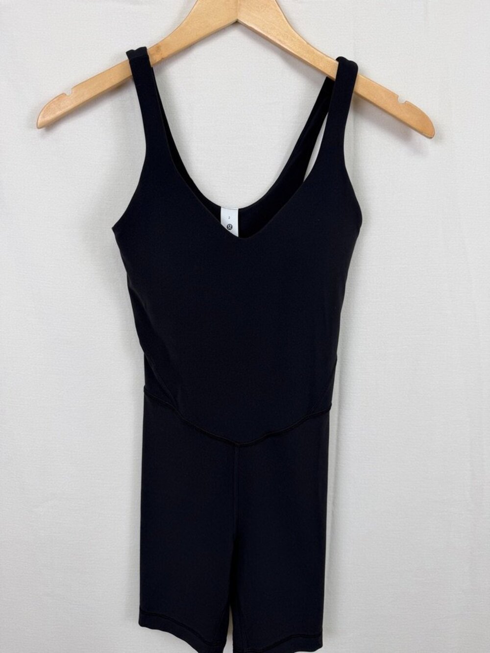 Lululemon Peloton Align Bodysuit 6" Shorts Nulu Women 2 Black LW1EI8S